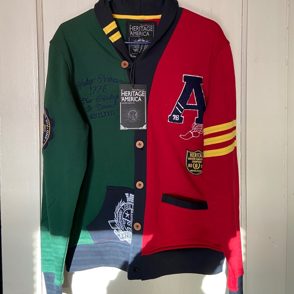 Men’s Sweater (Lrg)